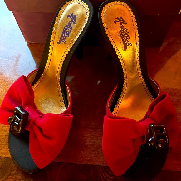 Hale Bob ALTERED Music note embellished heels 7.5 - Picture 4 of 10